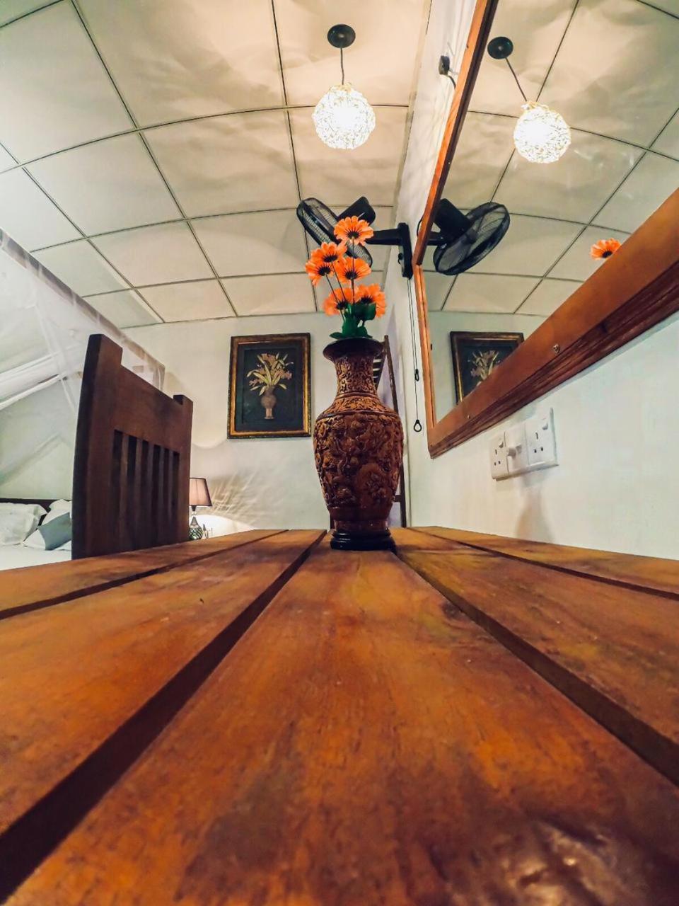 Surf Homestay Ahangama